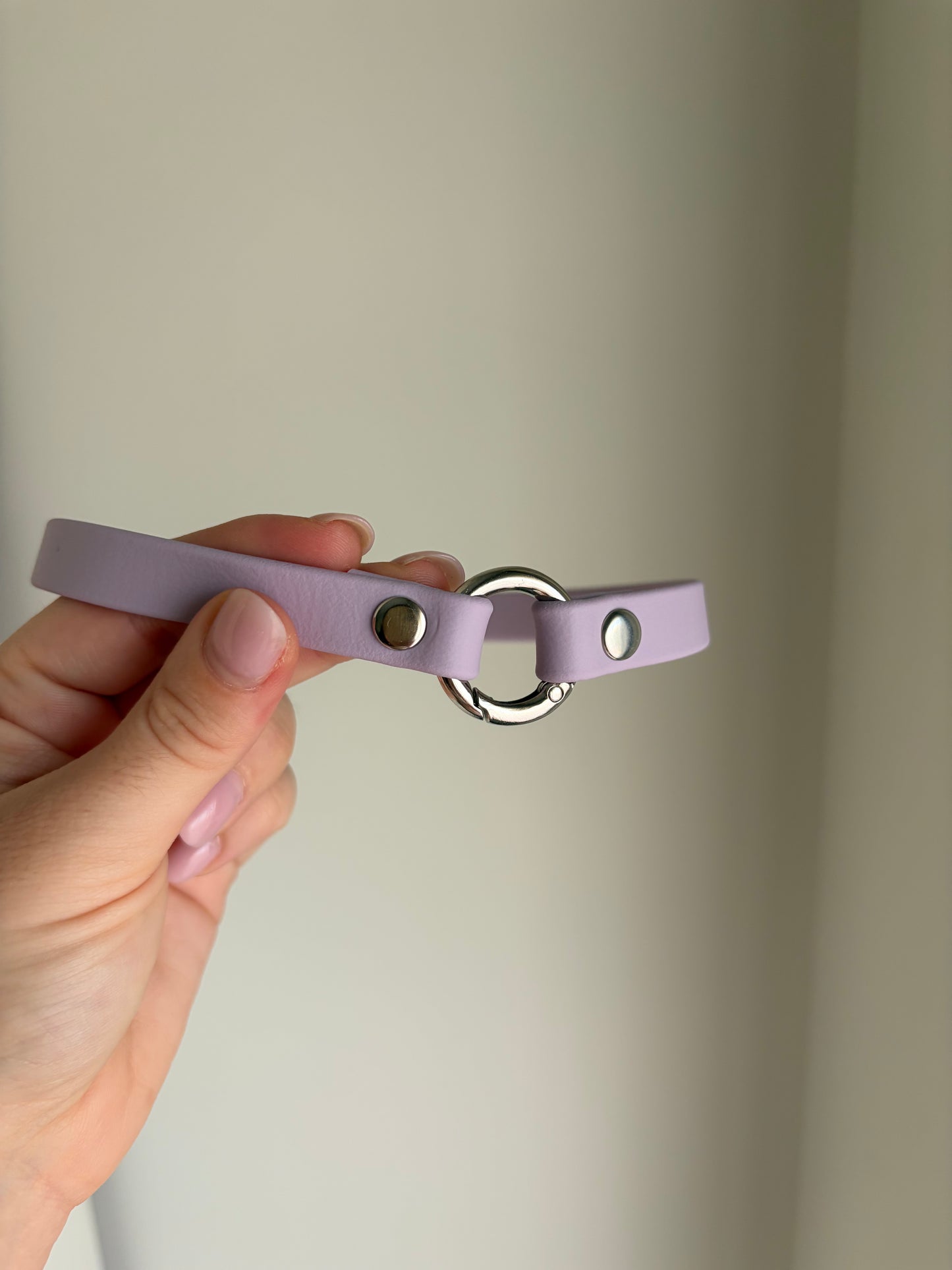 COLLAR PORTASERESTO